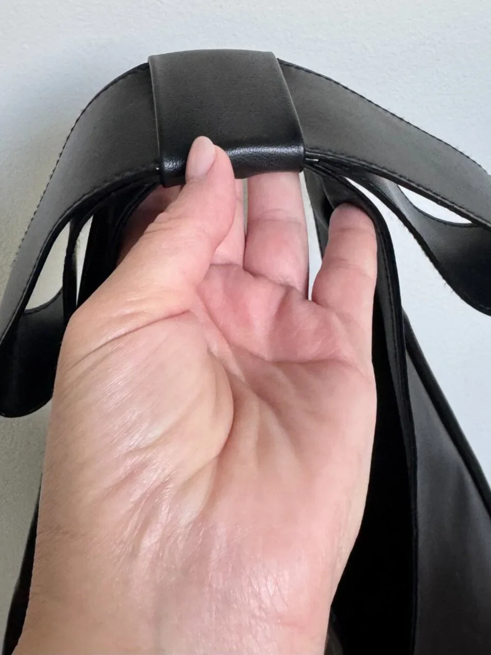 Victoria’s Secret Black Bow Slouchy Hobo Shoulder Bag Faux Leather VS Gold Logo